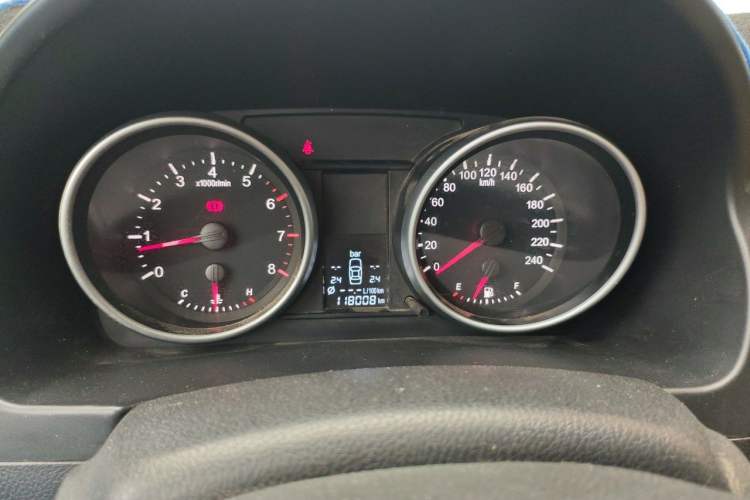 Used Haval H6 2012 1.5T Manual Two-Wheel Drive Prestige Version Instrument Cluster
