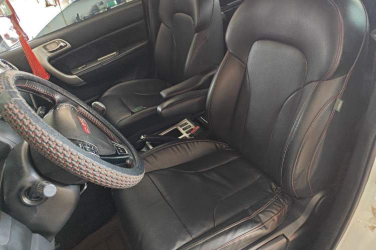 Used Haval H6 2012 1.5T Manual Two-Wheel Drive Elite Model Left Front Seat