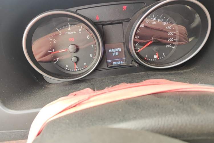 Used Haval H6 2012 1.5T Manual Two-Wheel Drive Prestige Version Odometer Close Up