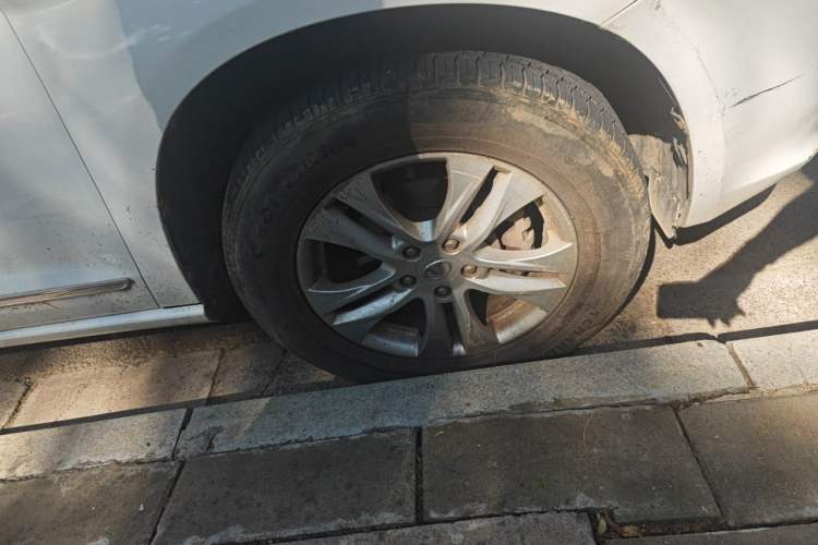 Used Haval H6 2012 1.5T Manual Two-Wheel Drive Elite Model Right Front Wheel Hub