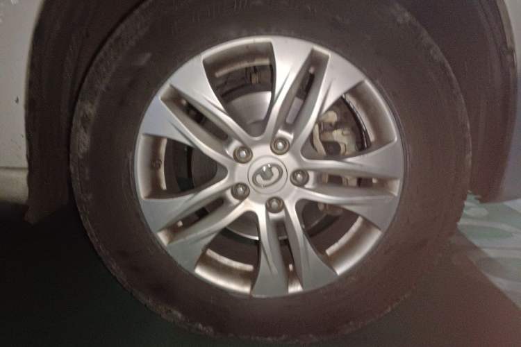 Used Haval H6 2012 2.4L Automatic Two-Wheel Drive Elite Version Right Front Wheel Hub