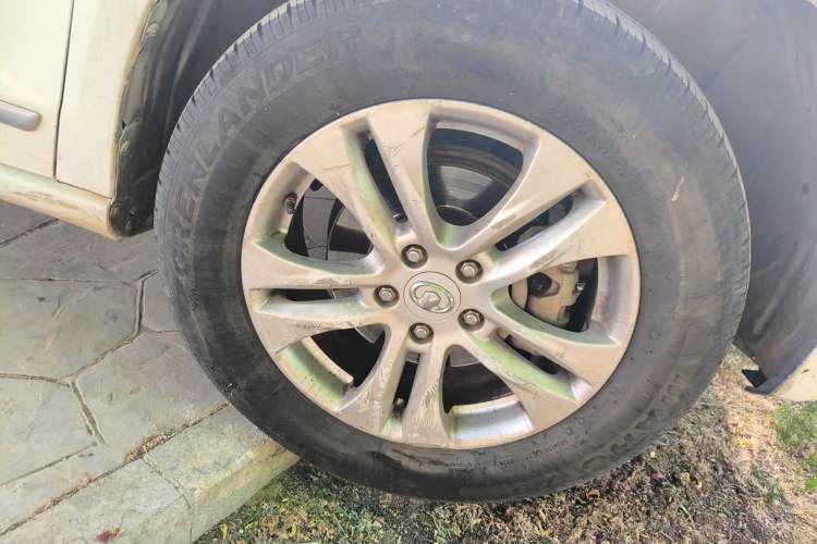 Used Haval H6 2012 1.5T Manual Two-Wheel Drive Urban Version Right Front Wheel Hub