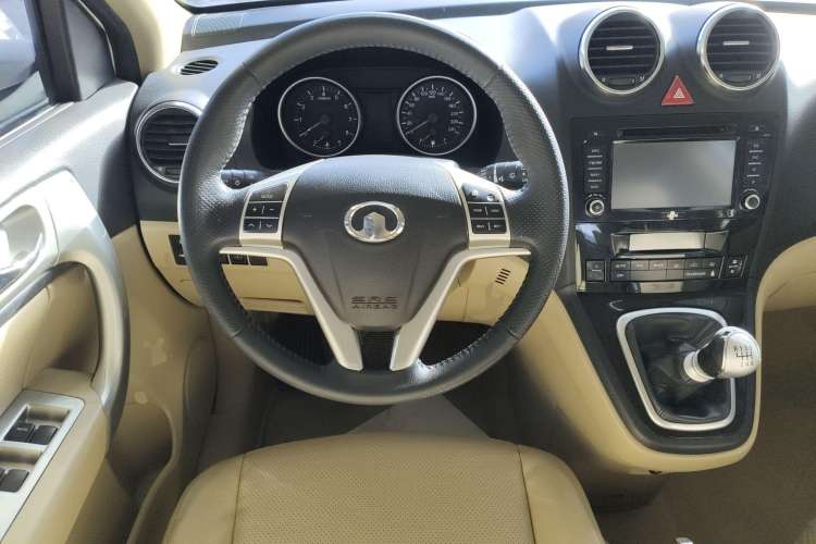 Used Haval H6 2012 1.5T Manual Two-Wheel Drive Elite Model Steering Wheel