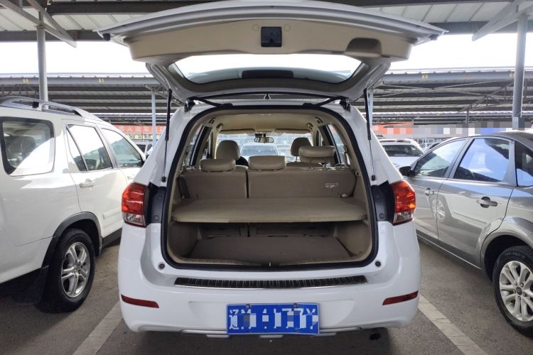 Used Haval H6 2012 1.5T Manual Two-Wheel Drive Elite Model Trunk