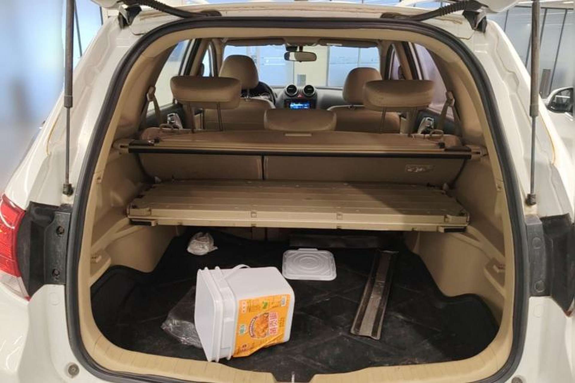 Used Haval H6 2012 1.5T Manual Two-Wheel Drive Elite Model Trunk