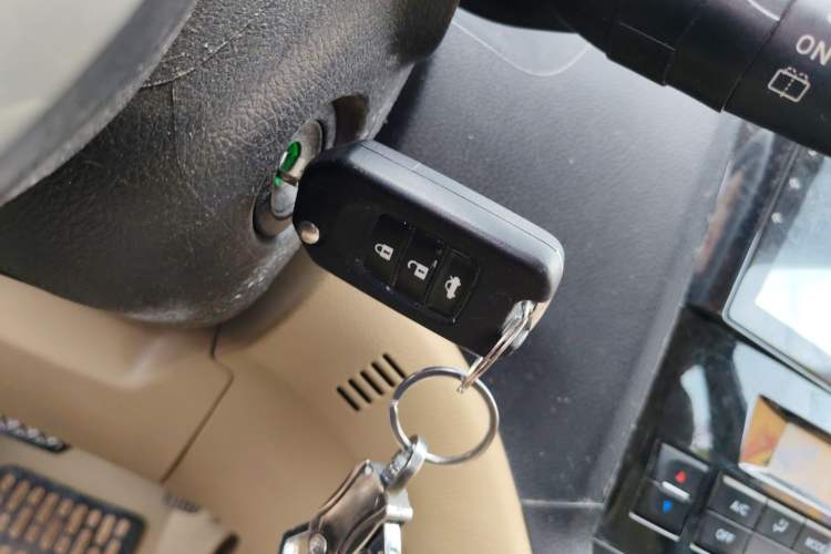 Used Haval H6 2012 2.4L Automatic Two-Wheel Drive Elite Version Vehicle Key