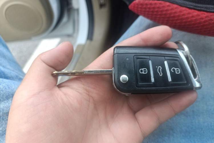Used Haval H6 2012 2.4L Automatic Two-Wheel Drive Elite Version Vehicle Key