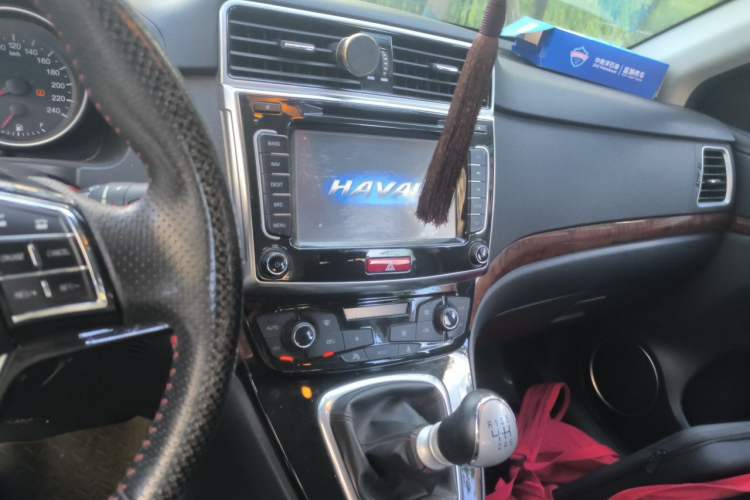Used Haval H6 2013 Sport Edition 1.5T Manual Two-Wheel Drive Prestige Model Audio And AC Panel