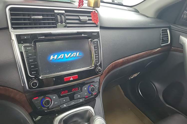 Used Haval H6 2013 Sports Edition 1.5T Manual Two-Wheel Drive Elite Model Audio And AC Panel