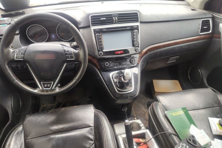Used Haval H6 2013 Sport Edition 1.5T Manual 4x4 Elite Model Center Console