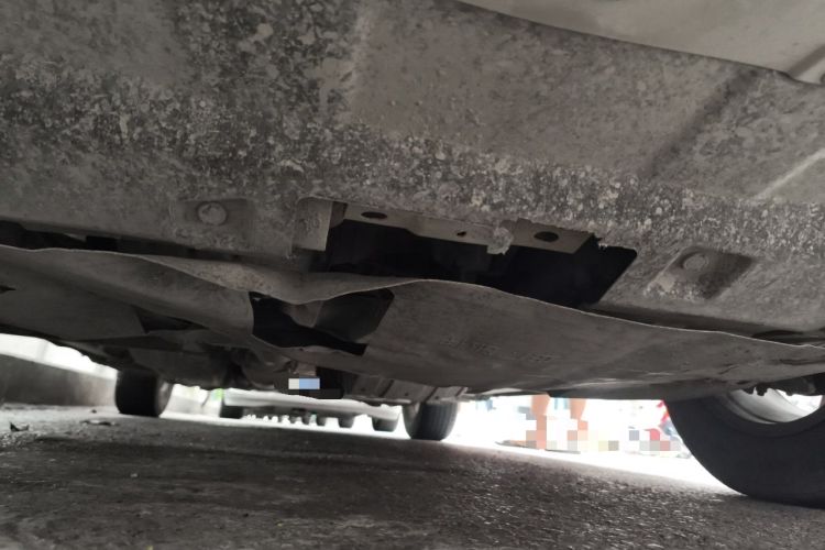 Used Haval H6 2013 Sports Edition 1.5T Manual Two-Wheel Drive Elite Model Chassis Front
