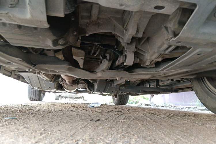 Used Haval H6 2013 Sports Edition 1.5T Manual Two-Wheel Drive Elite Model Chassis Front