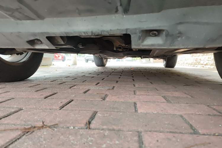 Used Haval H6 2013 Sports Edition 1.5T Manual Two-Wheel Drive Elite Model Chassis Front