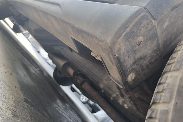 Used Haval H6 2013 Sports Edition 1.5T Manual Two-Wheel Drive Elite Model Chassis Front Right