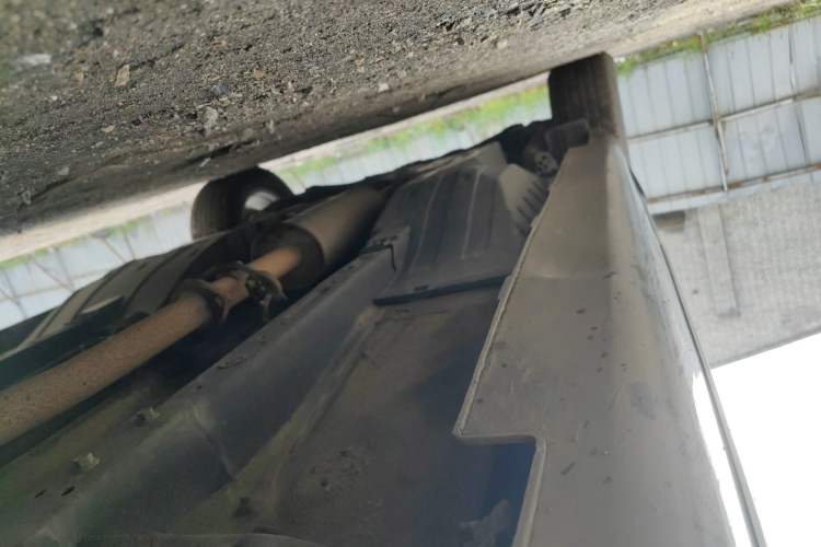 Used Haval H6 2013 1.5T Manual 4x4 Prestige Edition Chassis Front Right