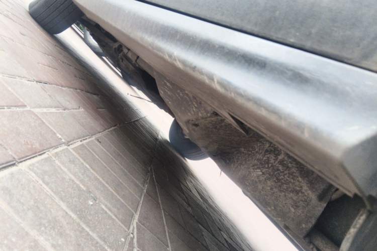 Used Haval H6 2013 Upgraded Model 1.5T Manual Two-Wheel Drive Elite Version Chassis Rear Left