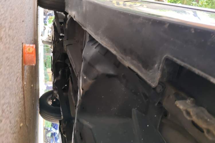 Used Haval H6 2013 Upgraded Model 1.5T Manual Two-Wheel Drive Elite Version Chassis Rear Left