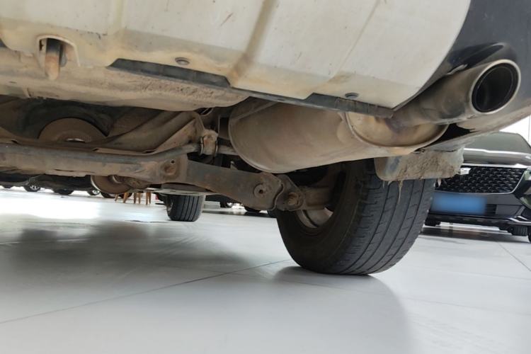 Used Haval H6 2013 Upgraded Model 1.5T Manual Two-Wheel Drive Elite Version Chassis Rear Left