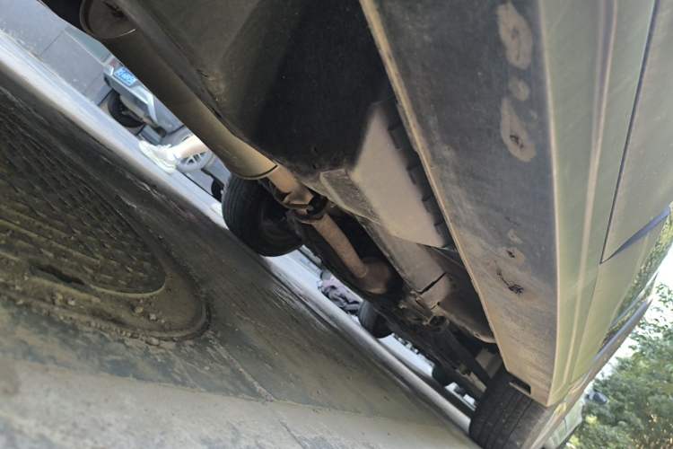 Used Haval H6 2013 Sports Edition 1.5T Manual Two-Wheel Drive Elite Model Chassis Rear Right