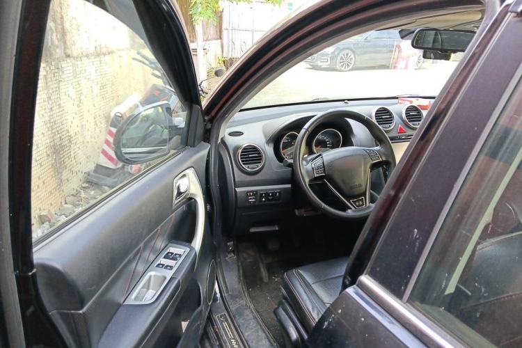 Used Haval H6 2013 Sports Edition 1.5T Manual Two-Wheel Drive Elite Model Driver Seat