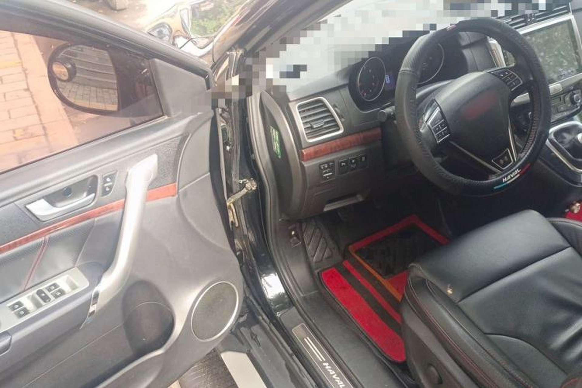 Used Haval H6 2013 Upgraded Model 1.5T Manual Two-Wheel Drive Prestige Version Driver Seat