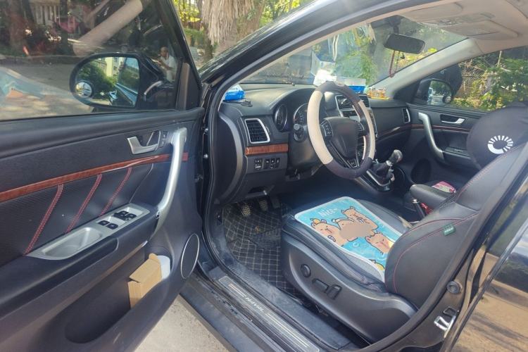 Used Haval H6 2013 Sports Edition 1.5T Manual Two-Wheel Drive Elite Model Driver Seat
