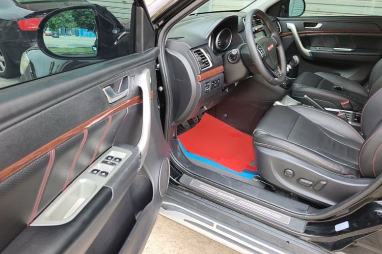 Used Haval H6 2013 Sports Edition 1.5T Manual Two-Wheel Drive Elite Model Driver Seat