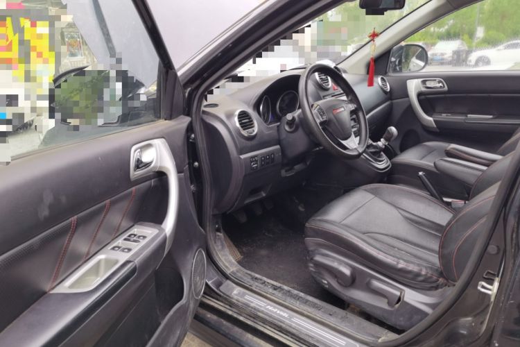 Used Haval H6 2013 Upgraded Model 1.5T Manual Two-Wheel Drive Elite Version Driver Seat
