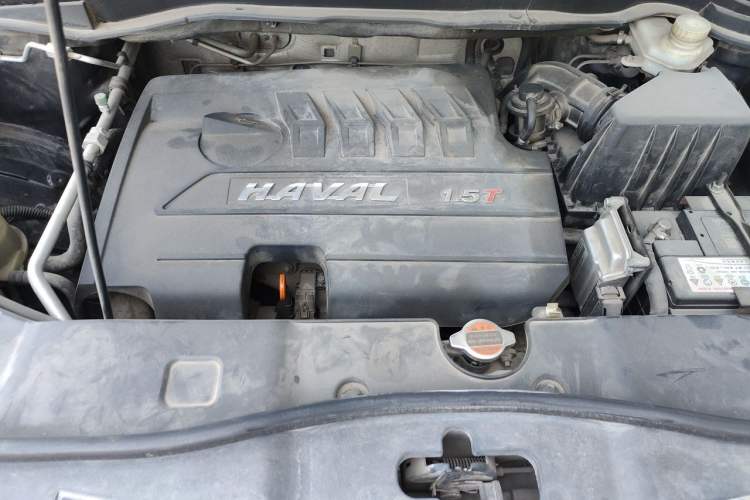 Used Haval H6 2013 Sports Edition 1.5T Manual Two-Wheel Drive Elite Model Engine Bay