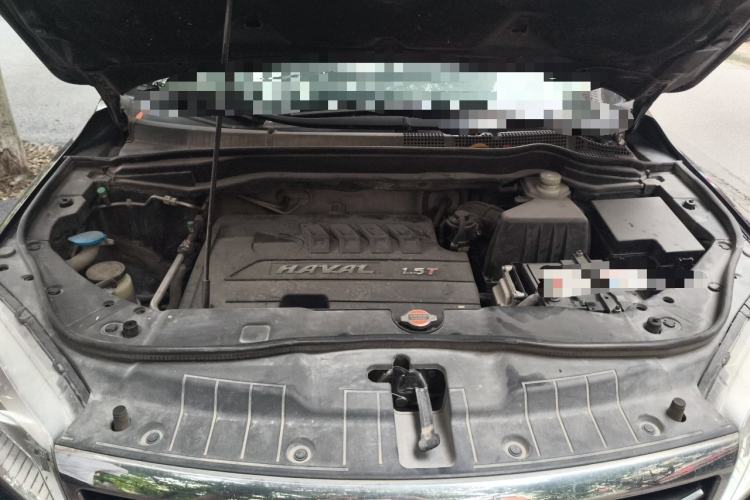 Used Haval H6 2013 Sports Edition 1.5T Manual Two-Wheel Drive Elite Model Engine Bay