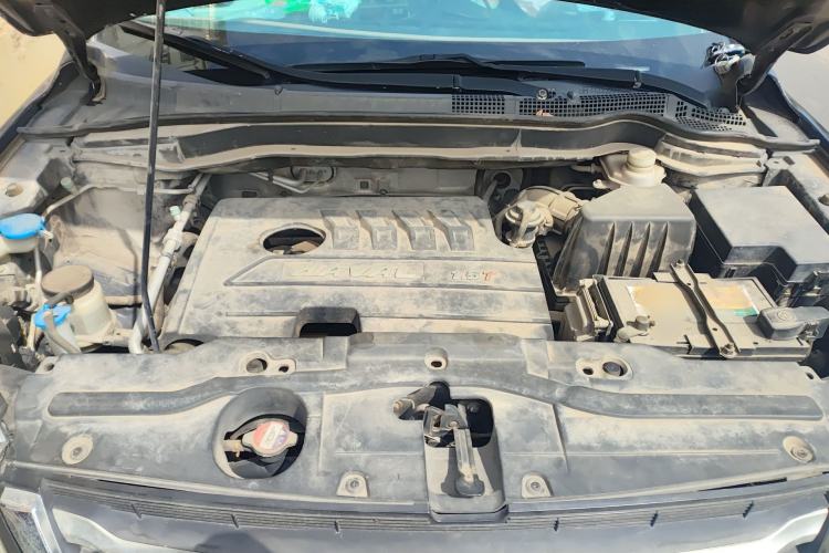 Used Haval H6 2013 Upgraded Model 1.5T Manual Two-Wheel Drive Urban Version Engine Bay