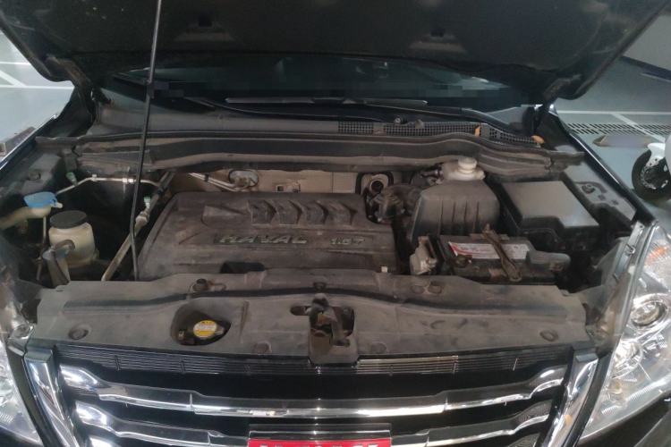 Used Haval H6 2013 Upgraded Model 1.5T Manual Two-Wheel Drive Elite Version Engine Bay