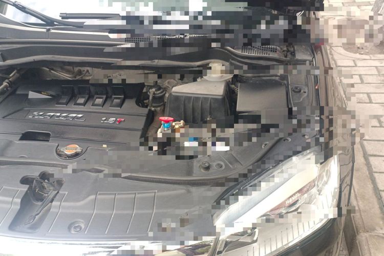 Used Haval H6 2013 Upgraded Model 1.5T Manual Two-Wheel Drive Prestige Version Engine Bay Left