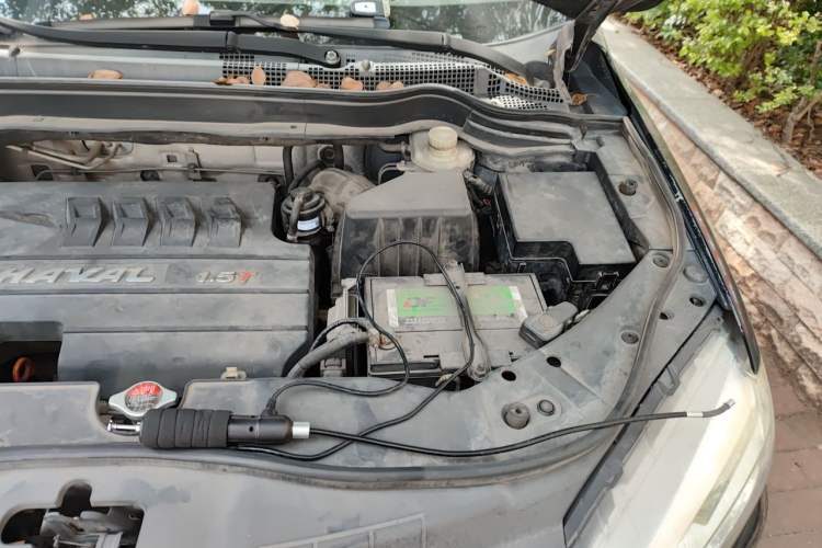 Used Haval H6 2013 Sports Edition 1.5T Manual Two-Wheel Drive Elite Model Engine Bay Left