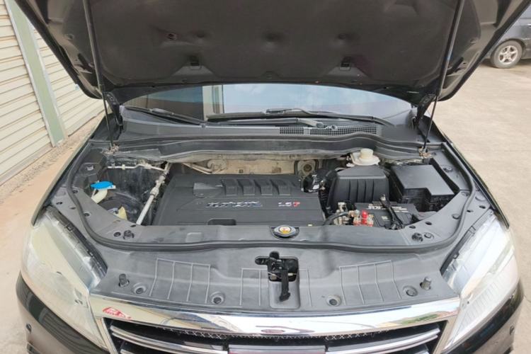 Used Haval H6 2013 Sports Edition 1.5T Manual Two-Wheel Drive Elite Model Engine Bay