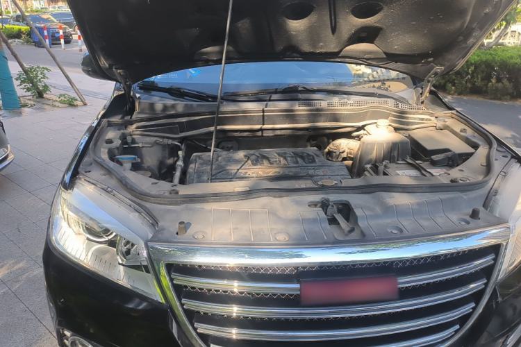 Used Haval H6 2013 Sport Edition 1.5T Manual Two-Wheel Drive Prestige Model Engine Bay Right