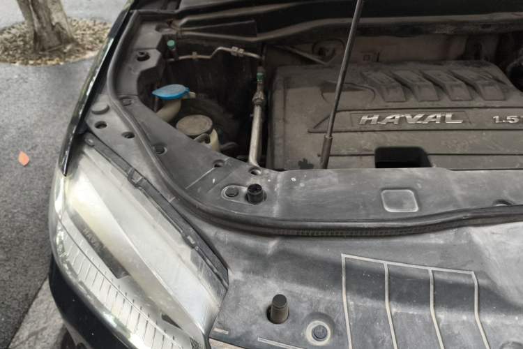 Used Haval H6 2013 Sports Edition 1.5T Manual Two-Wheel Drive Elite Model Engine Bay Right