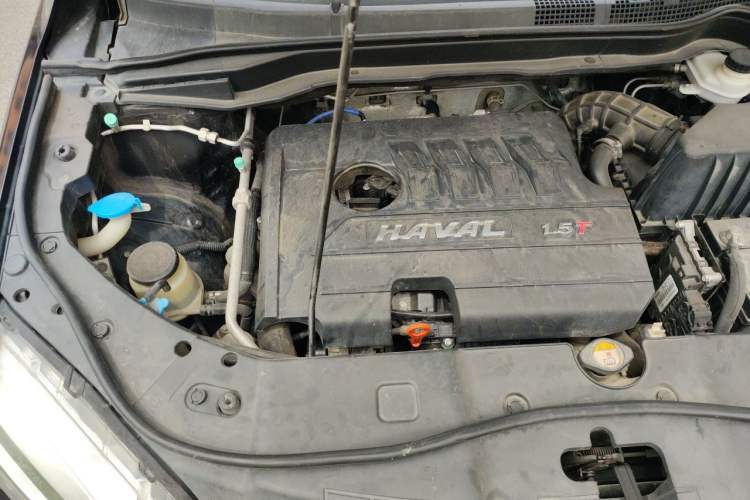 Used Haval H6 2013 Sports Edition 1.5T Manual Two-Wheel Drive Elite Model Engine Bay Right