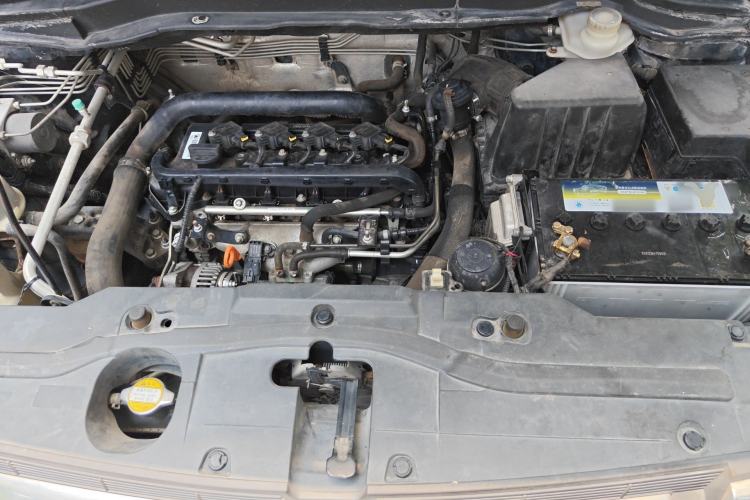 Used Haval H6 2013 Upgraded Model 1.5T Manual Two-Wheel Drive Urban Version Engine Bay