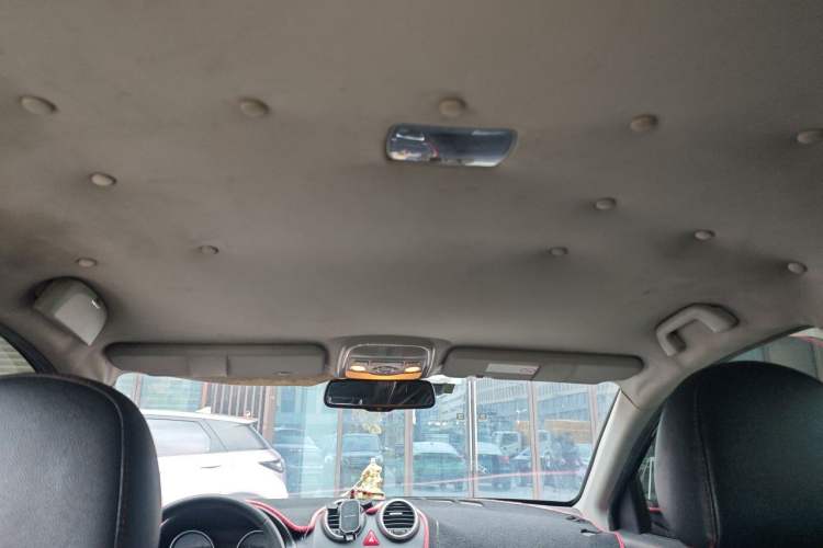 Used Haval H6 2013 Upgraded Model 1.5T Manual Two-Wheel Drive Elite Version Headliner