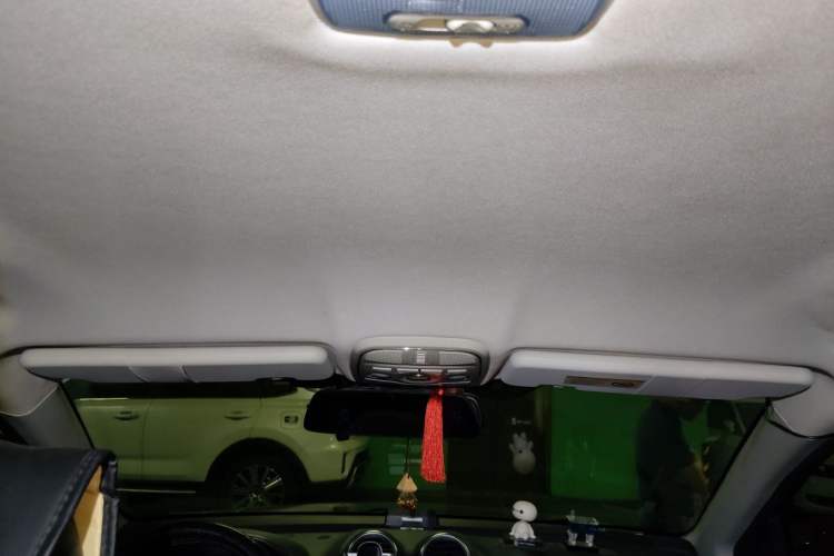 Used Haval H6 2013 Upgraded Model 1.5T Manual Two-Wheel Drive Elite Version Headliner