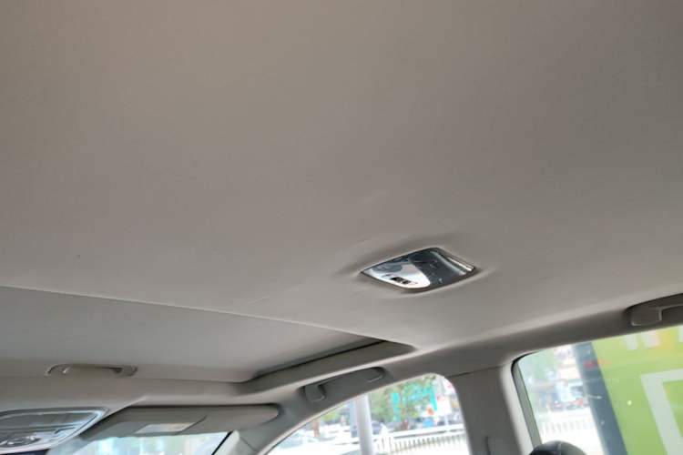 Used Haval H6 2013 Sports Edition 1.5T Manual Two-Wheel Drive Elite Model Headliner