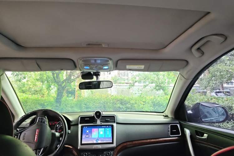 Used Haval H6 2013 Sports Edition 1.5T Manual Two-Wheel Drive Elite Model Headliner