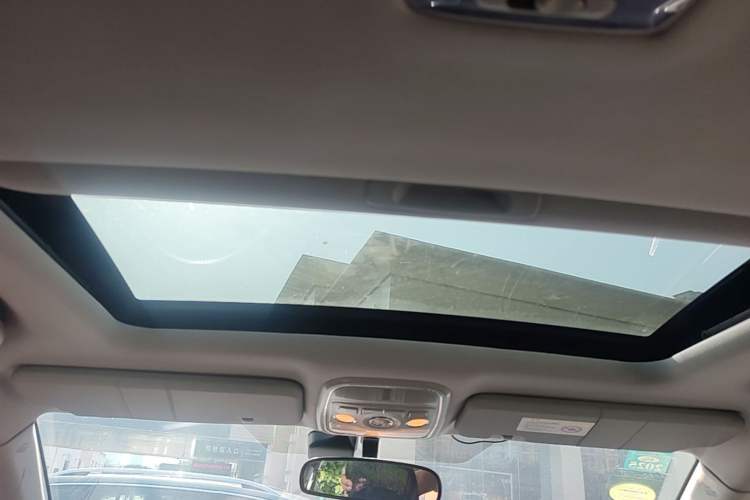 Used Haval H6 2013 Sport Edition 1.5T Manual Two-Wheel Drive Prestige Model Headliner