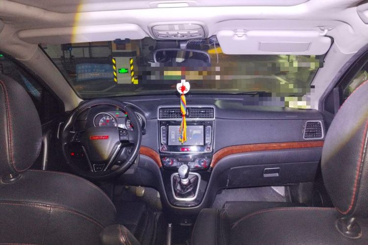 Used Haval H6 2013 Sport Edition 1.5T Manual Two-Wheel Drive Prestige Model Headliner