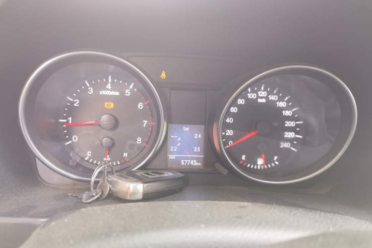 Used Haval H6 2013 Upgraded Model 1.5T Manual Two-Wheel Drive Elite Version Instrument Cluster