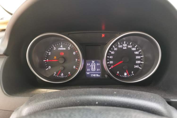 Used Haval H6 2013 Sport Edition 1.5T Manual Two-Wheel Drive Urban Model Instrument Cluster