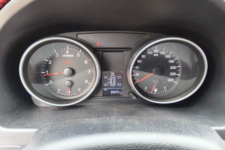 Used Haval H6 2013 Upgraded Model 1.5T Manual Two-Wheel Drive Elite Version Instrument Cluster