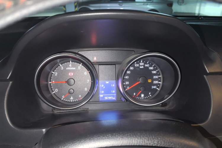 Used Haval H6 2013 Sports Edition 1.5T Manual Two-Wheel Drive Elite Model Instrument Cluster