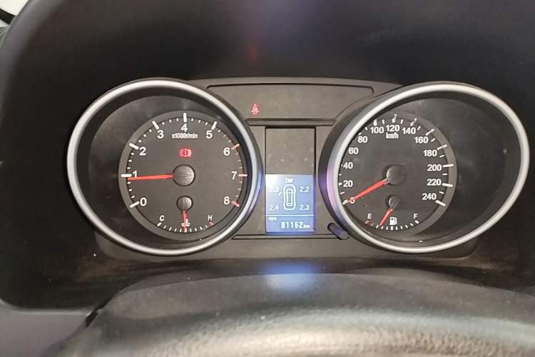 Used Haval H6 2013 Sports Edition 1.5T Manual Two-Wheel Drive Elite Model Instrument Cluster